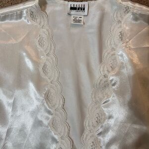 Leslie Fay Women's Ivory Satin & Lace Robe